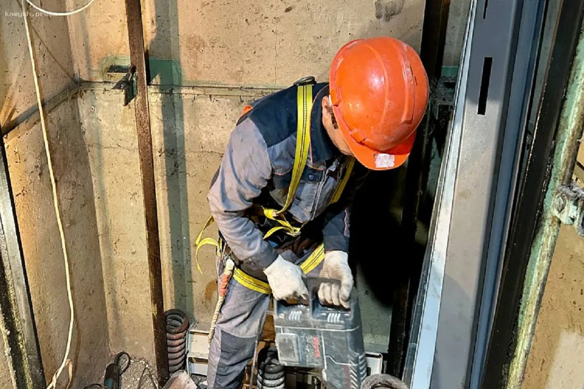 В Удмуртской Республике рассматривают финансирование замены устаревших лифтов за счет госбюджета