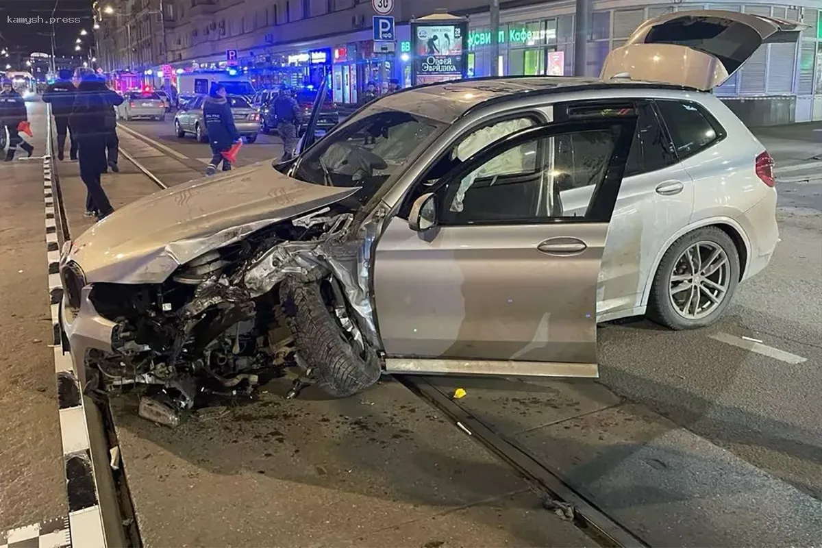 Водитель, виновный в аварии в центре столицы, получил 25 штрафов за год