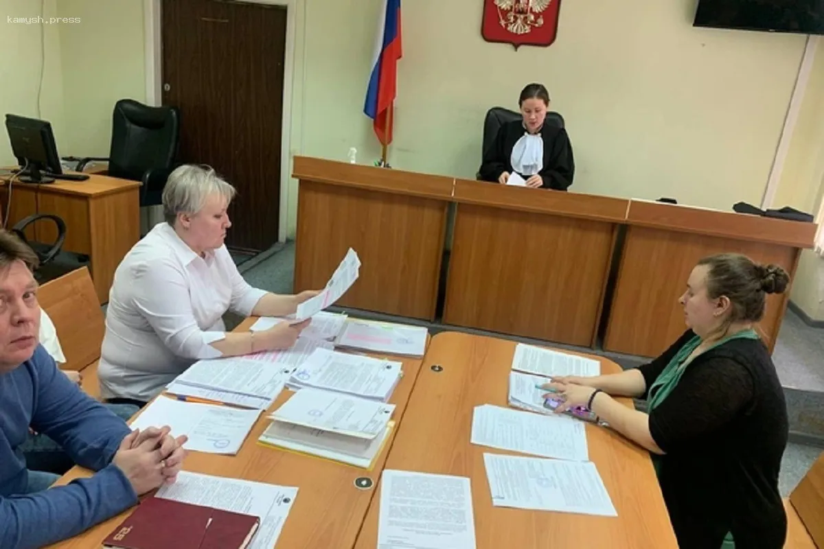 В Екатеринбурге поставщик питания пытается возложить ответственность за отравление детей на кулеры