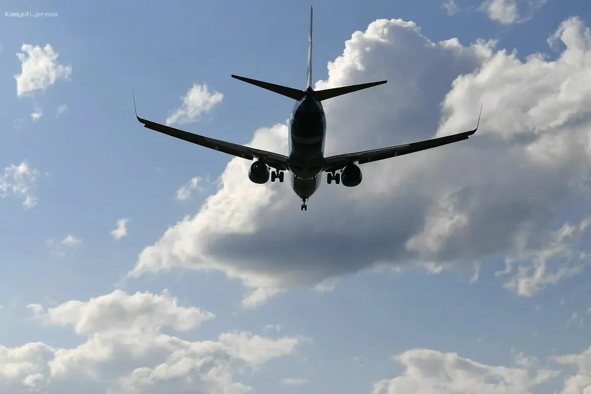 Самолет, направлявшийся из США в Китай, вернулся из-за ошибки пилота