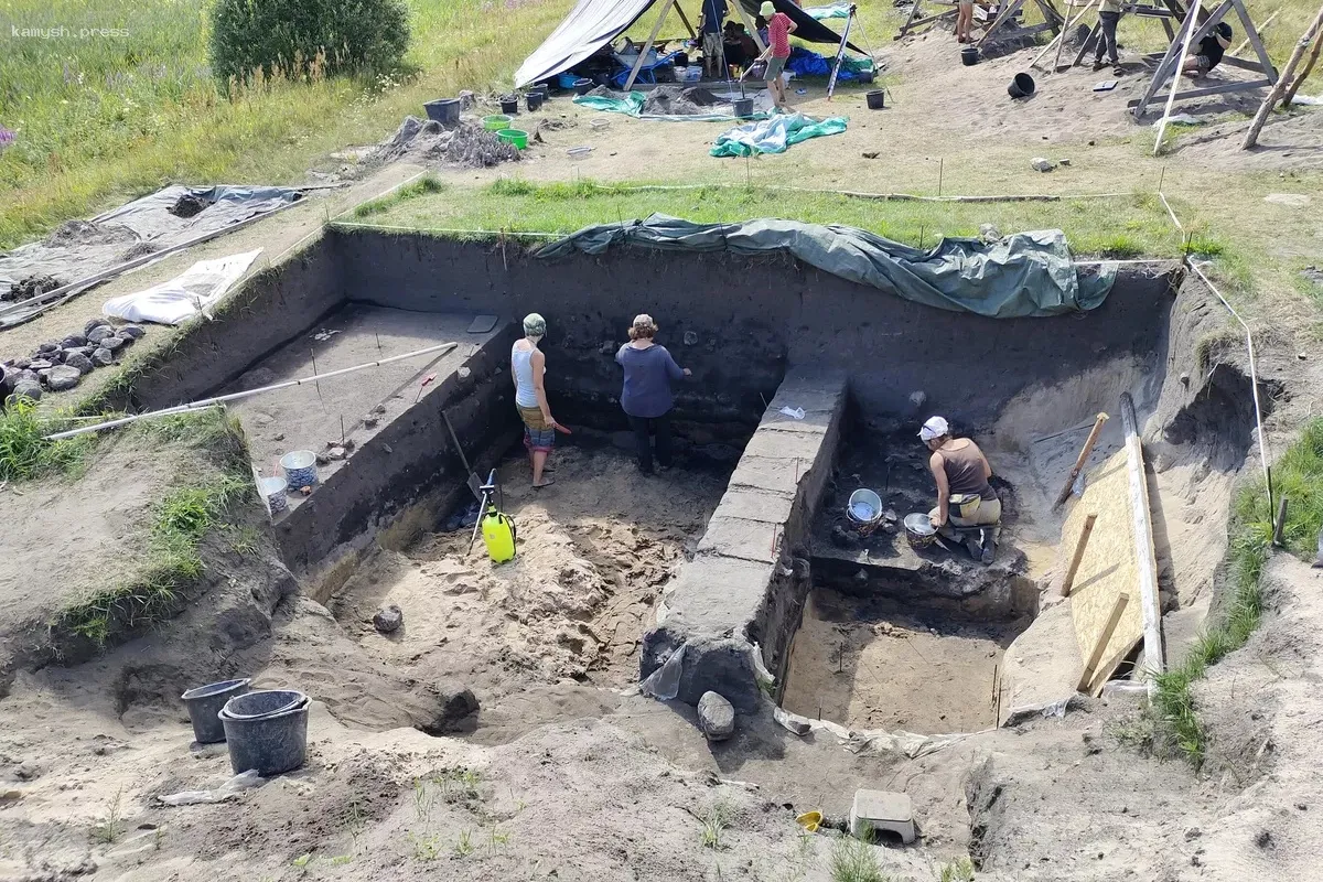 В Тверской области у Торопца археологи нашли мастерскую средневекового ювелира