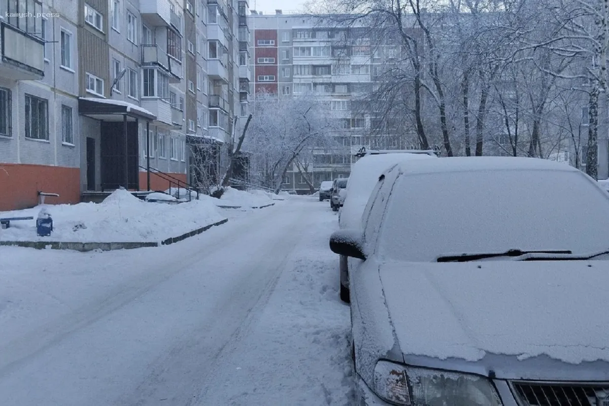 В Новосибирске судебный пристав нашел двух пропавших подростков