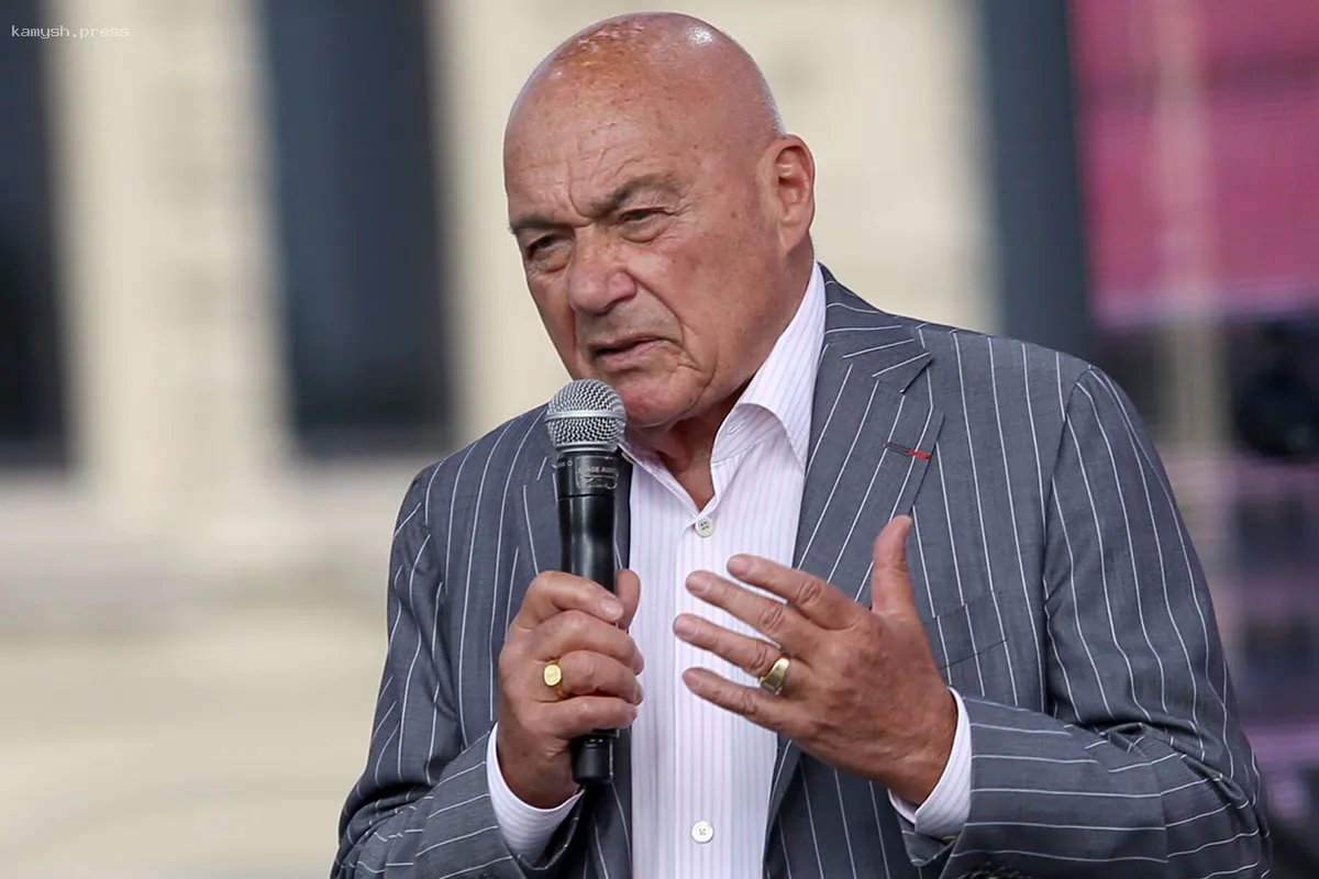 Журналист Познер удивился санкциям, введённым Канадой против него