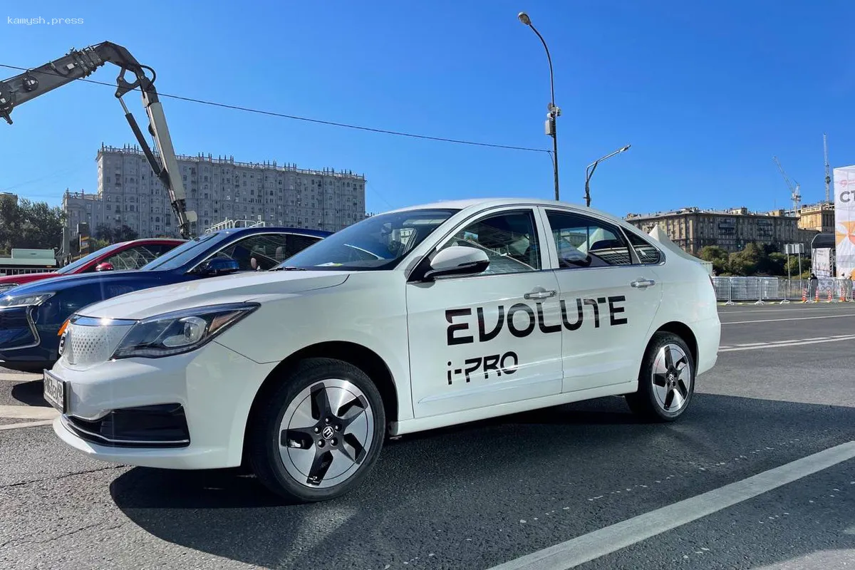 Цена на Evolute i-Pro в России достигла 1,49 млн рублей