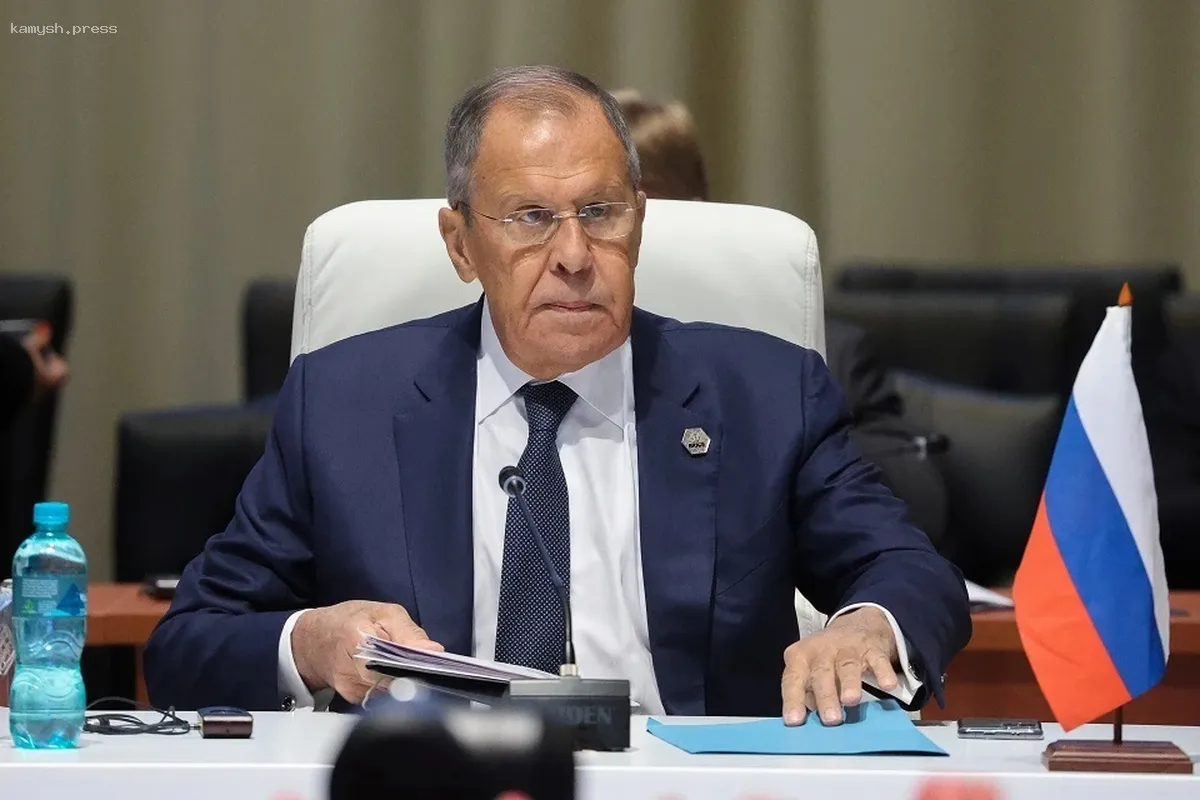 Лавров подчеркивает важность четких обязательств по прекращению огня от Украины