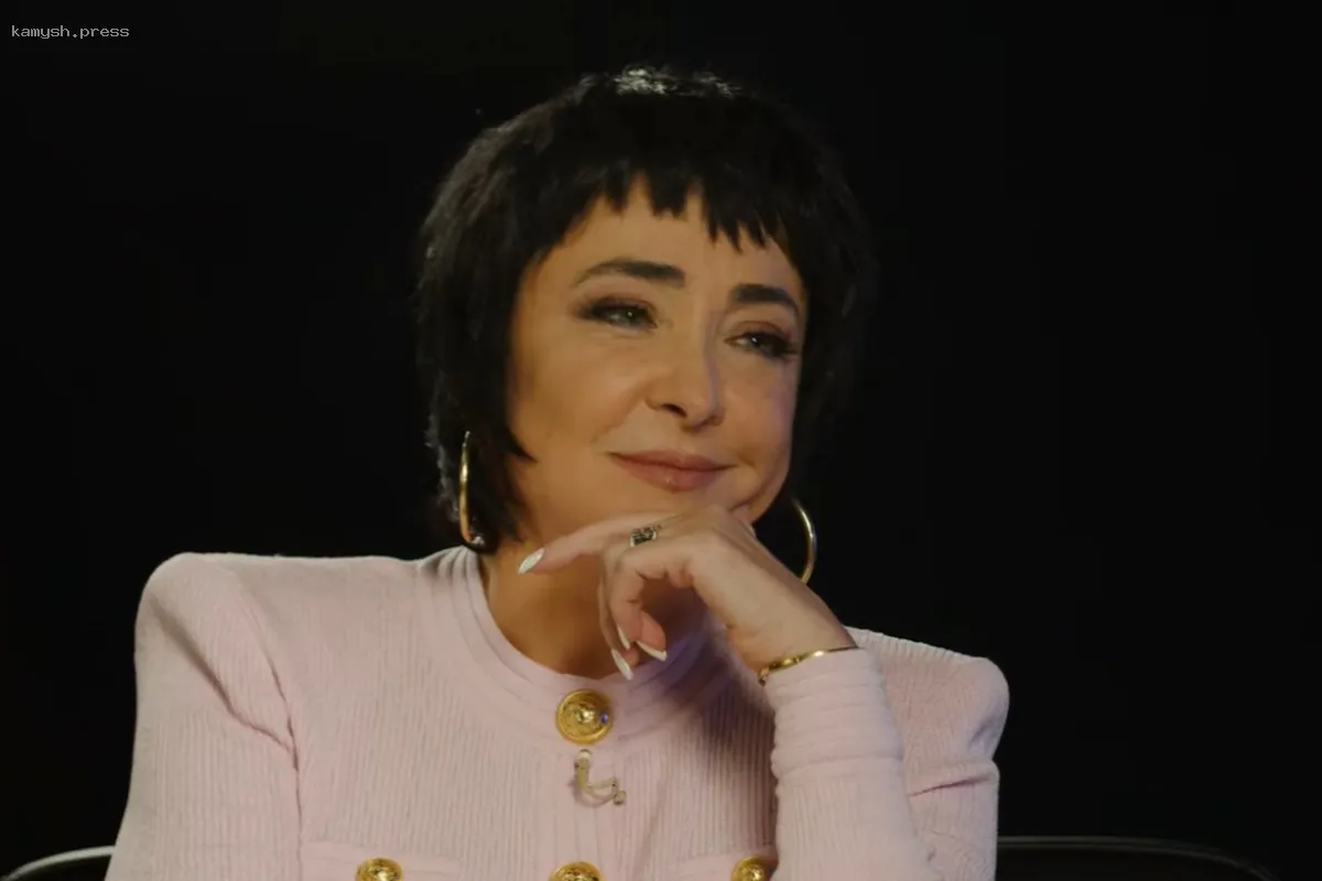 Лолита Милявская поделилась, что стала чаще употреблять напитки после отмены своих выступлений