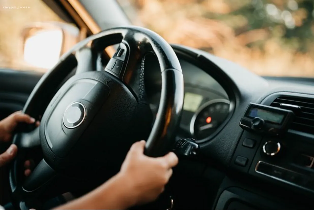 В Таиланде двухлетний малыш стал причиной ДТП с летальным исходом для двух учеников