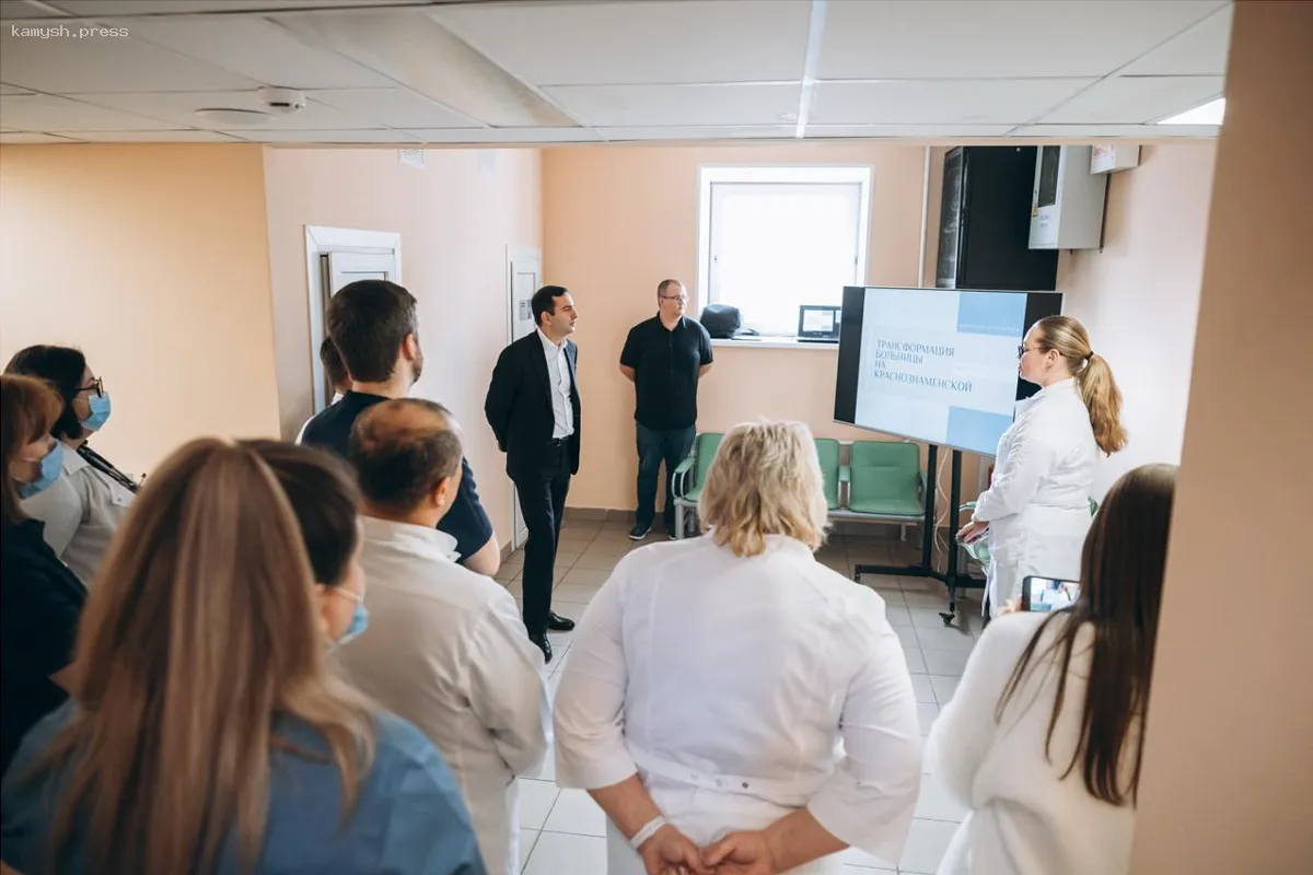 Супруга военного провела для главы Щелкова Андрея Булгакова экскурсию по медицинскому учреждению