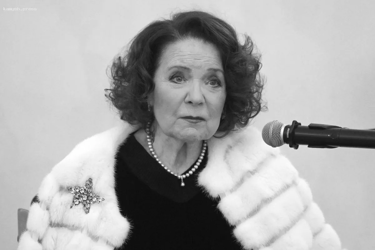 В Москве провели прощание с актрисой Ларисой Голубкиной