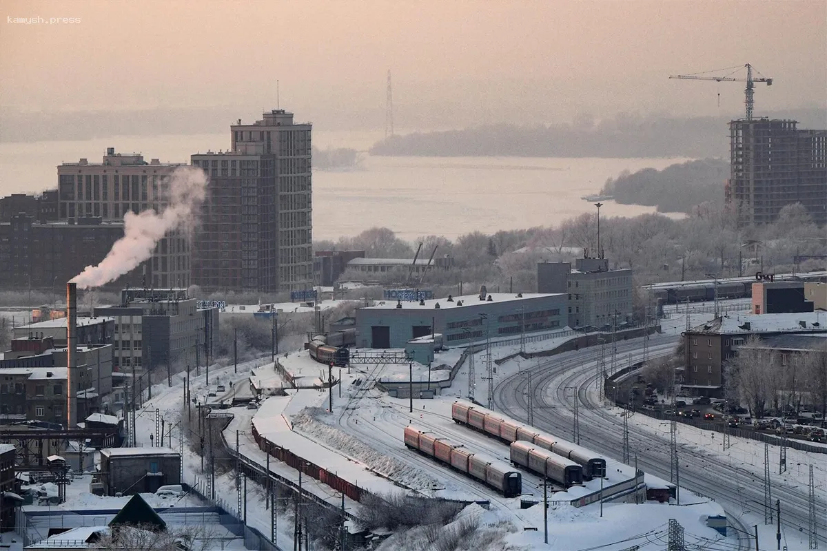 Синоптики назвали точную дату, когда снег может полностью сойти в Новосибирске