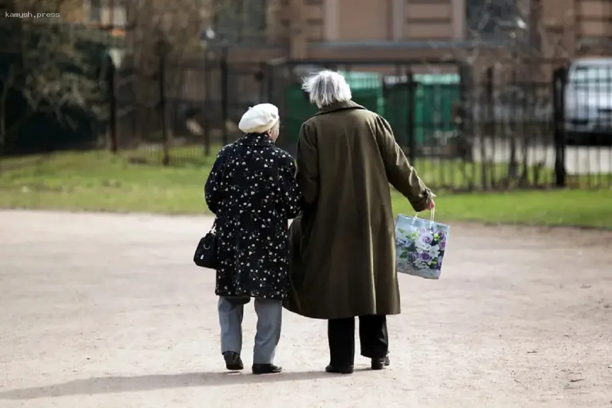 Пенсионеры Санкт-Петербурга стали жертвами мошенников на сумму 4,4 миллиона рублей