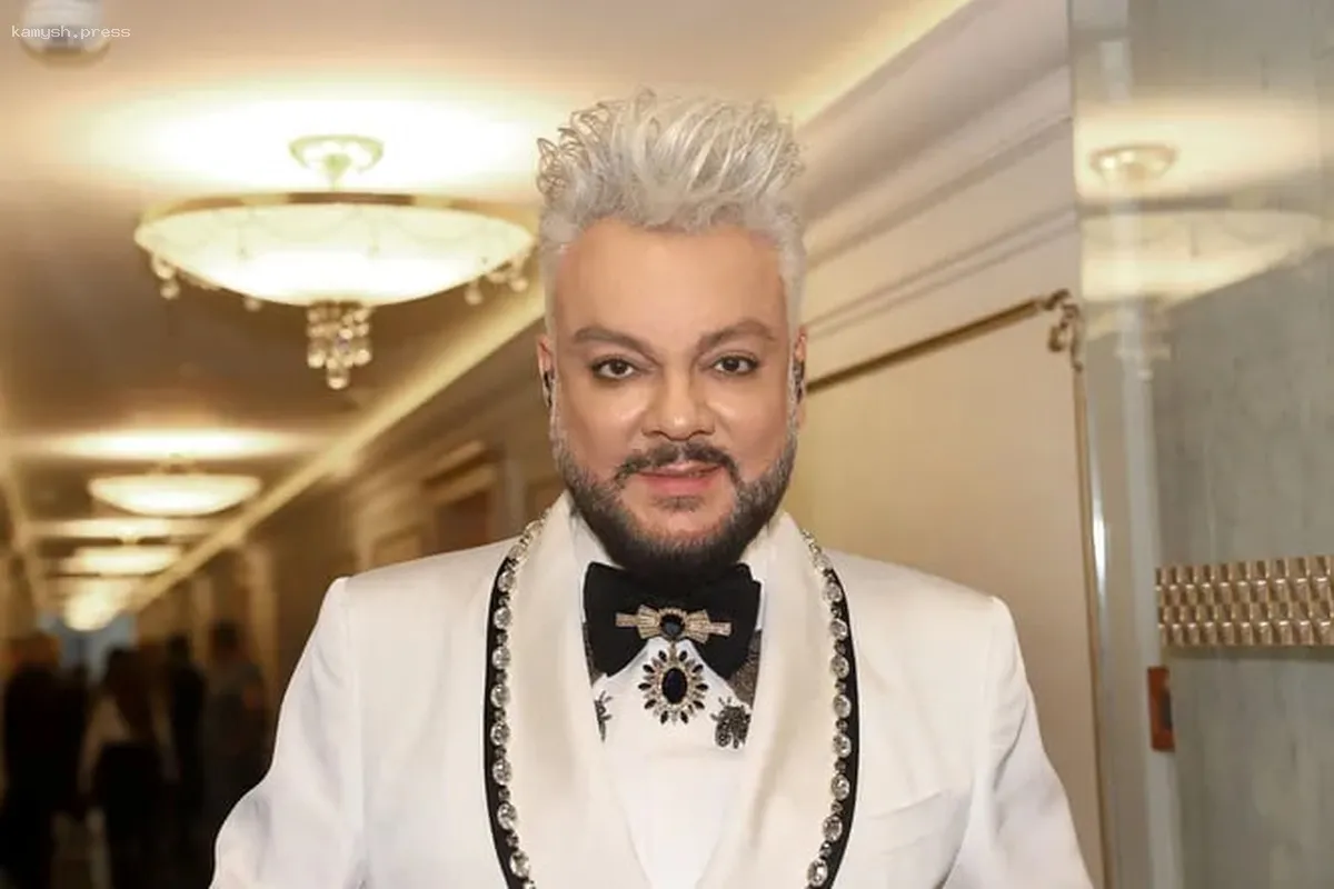 Киркоров скорбит по отцу, но продолжит выступления