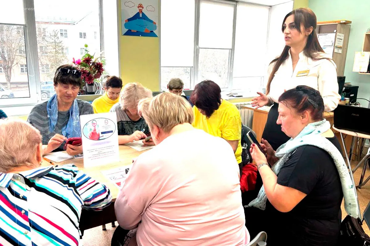 В ивантеевском отделении МФЦ в Пушкинском округе прошел урок по компьютерной грамотности
