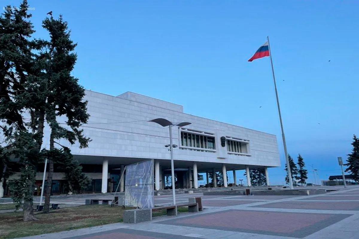 В Ульяновске решено сохранить ели в центре города