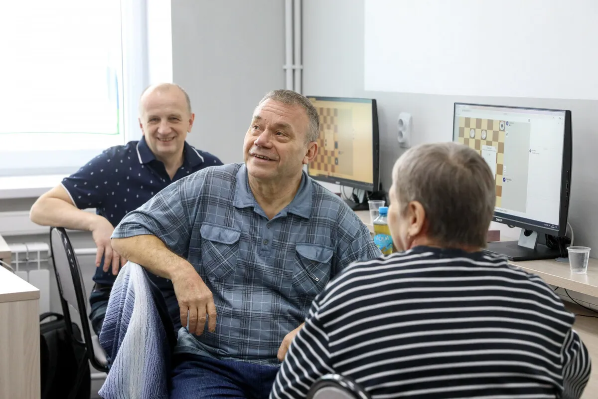 Пенсионеры из Ненецкого АО стали 12-ми на всероссийском онлайн-турнире по шашкам