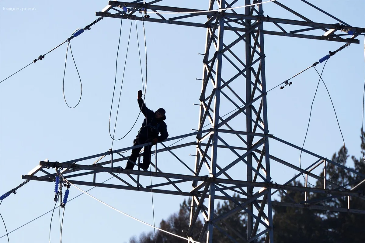 Литва приступила к сносу ЛЭП, направленных в сторону России