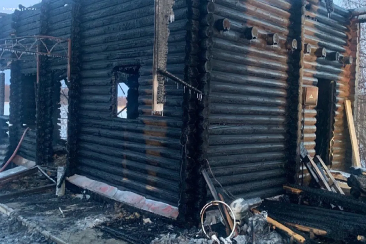 Три человека погибли в результате взрыва газового баллона в Карелии