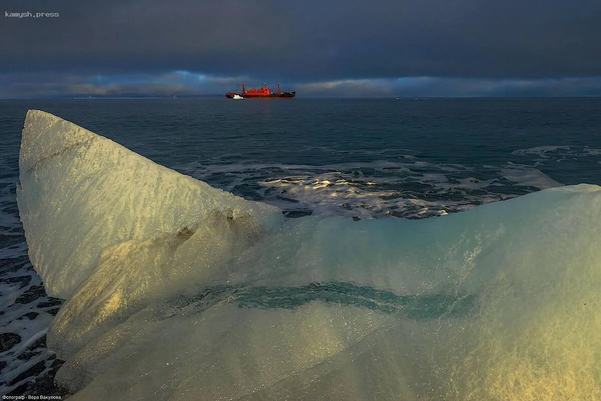 Эксперт Шпунт указывает на усиливающуюся конкуренцию со стороны Канады и США за Северный морской путь