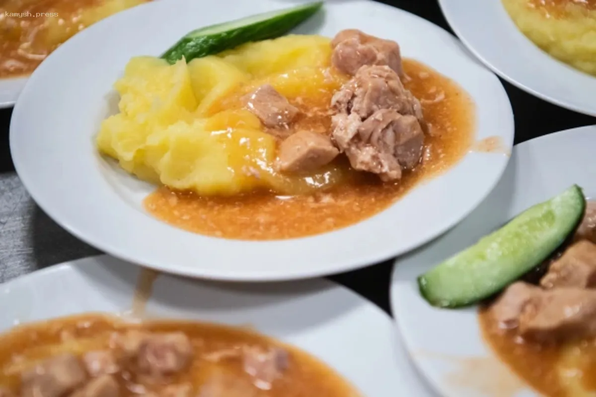 Депутаты Европарламента выразили недовольство «кулинарным доминированием» в столовой