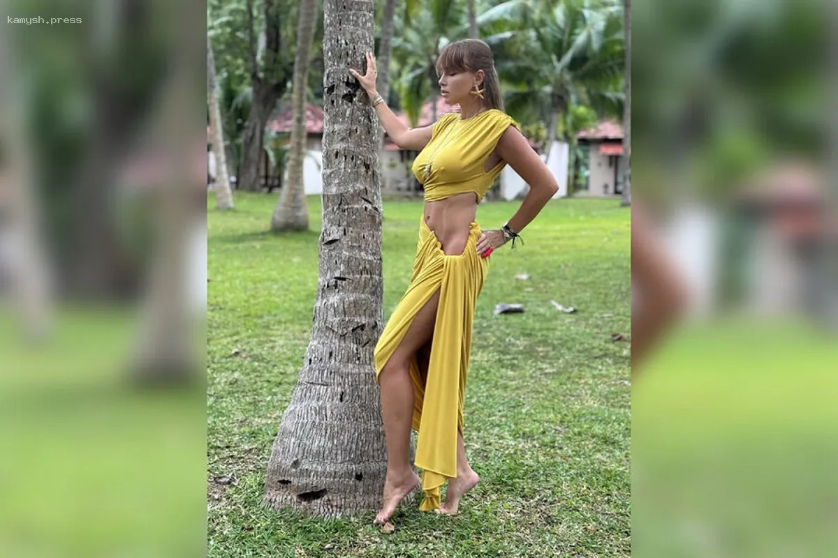 Жена Диброва вызвала слухи о поисках любовника после смелой фотосессии