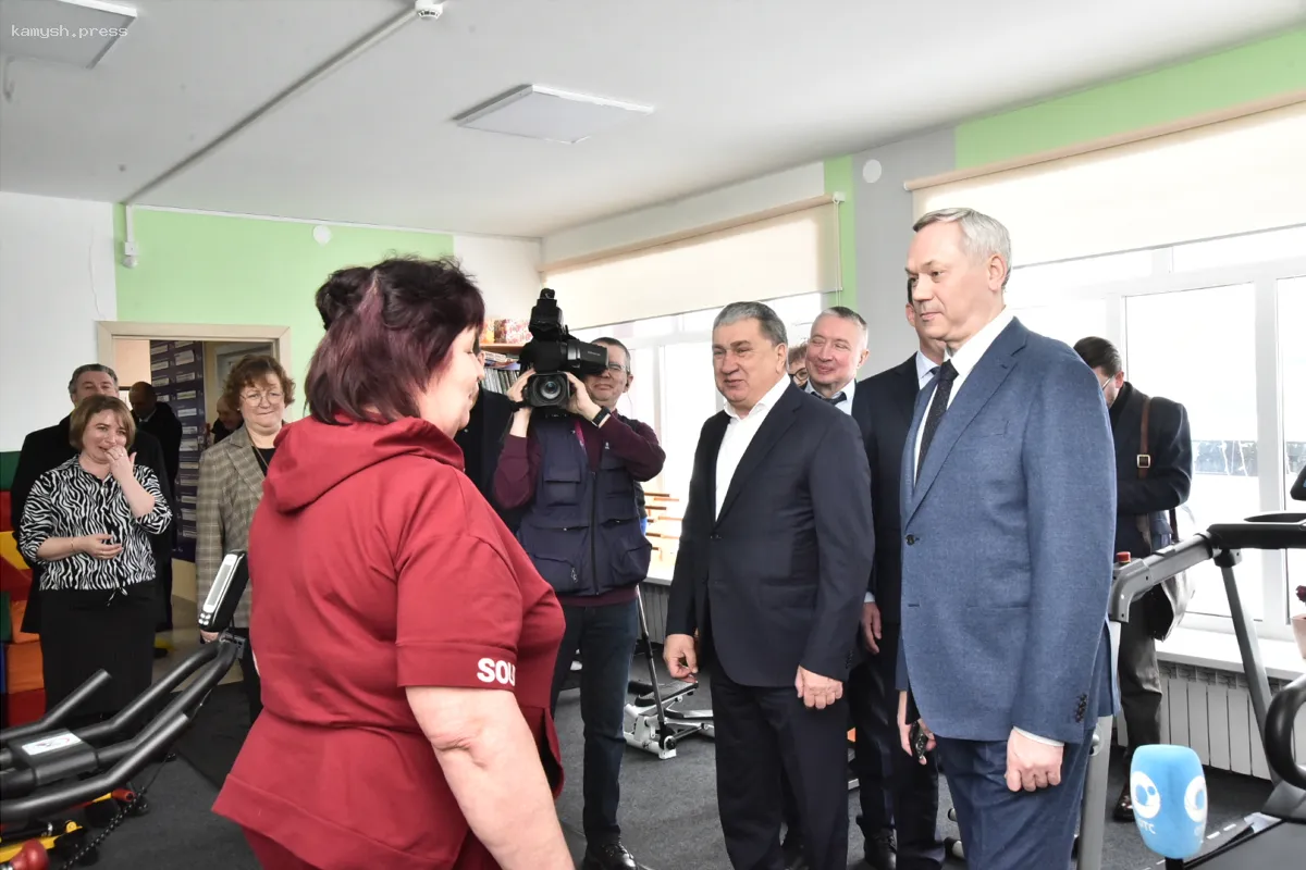 Губернатор Андрей Травников оценил результаты реализации «Народной программы» в Баганском районе