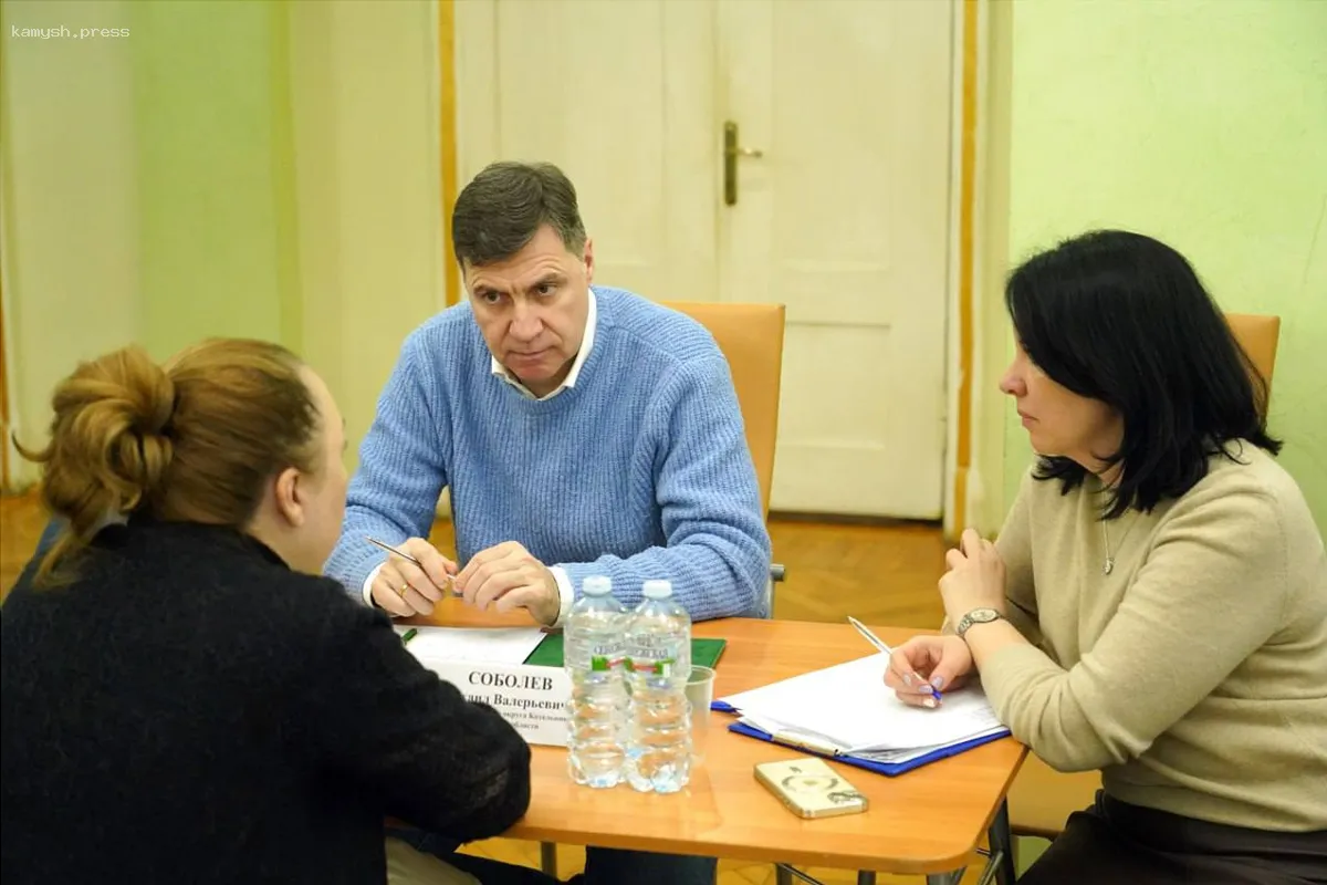 В администрации Котельников состоялась встреча с жителями в ДК «Силикат»