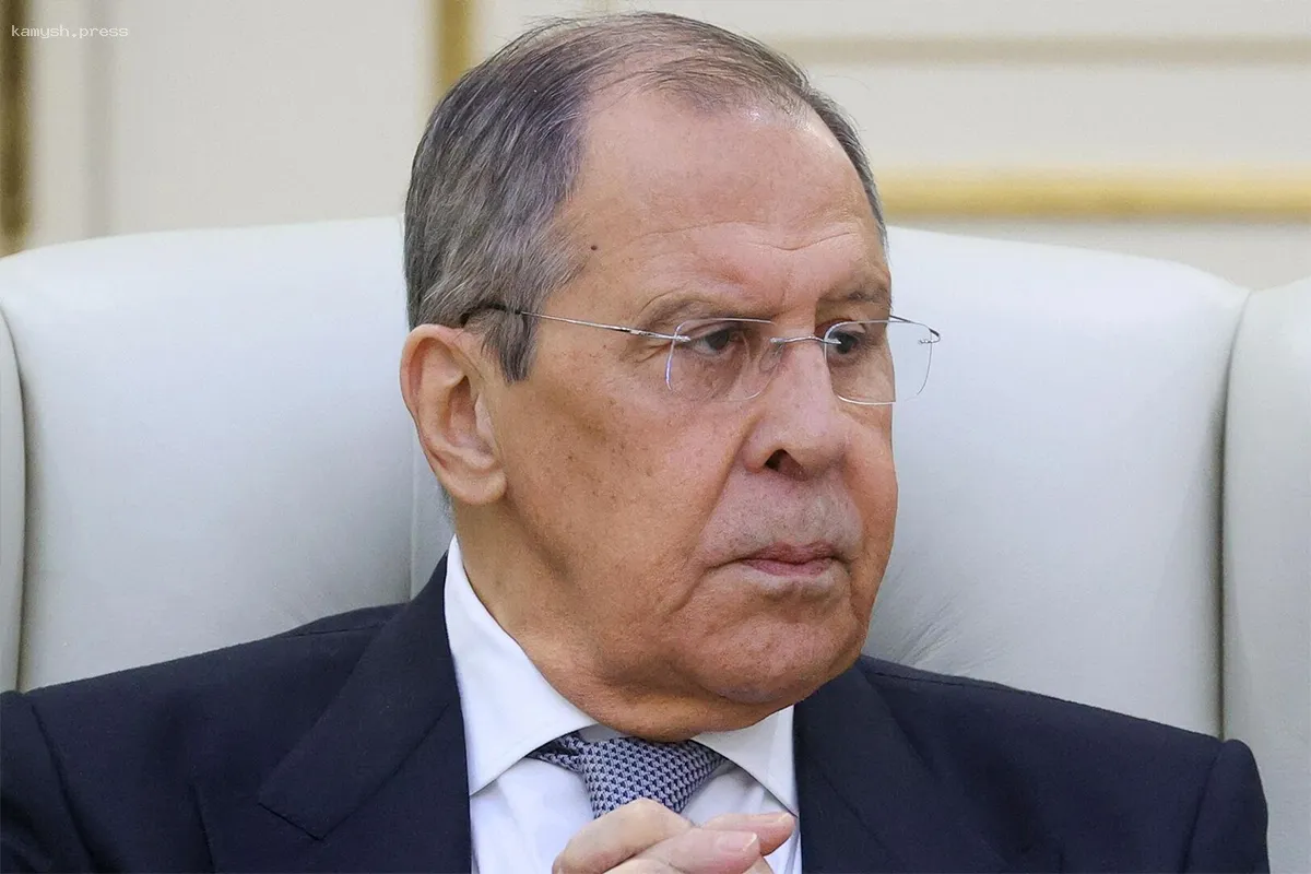 Лавров поделится информацией о российско-американских переговорах в Эр-Рияде