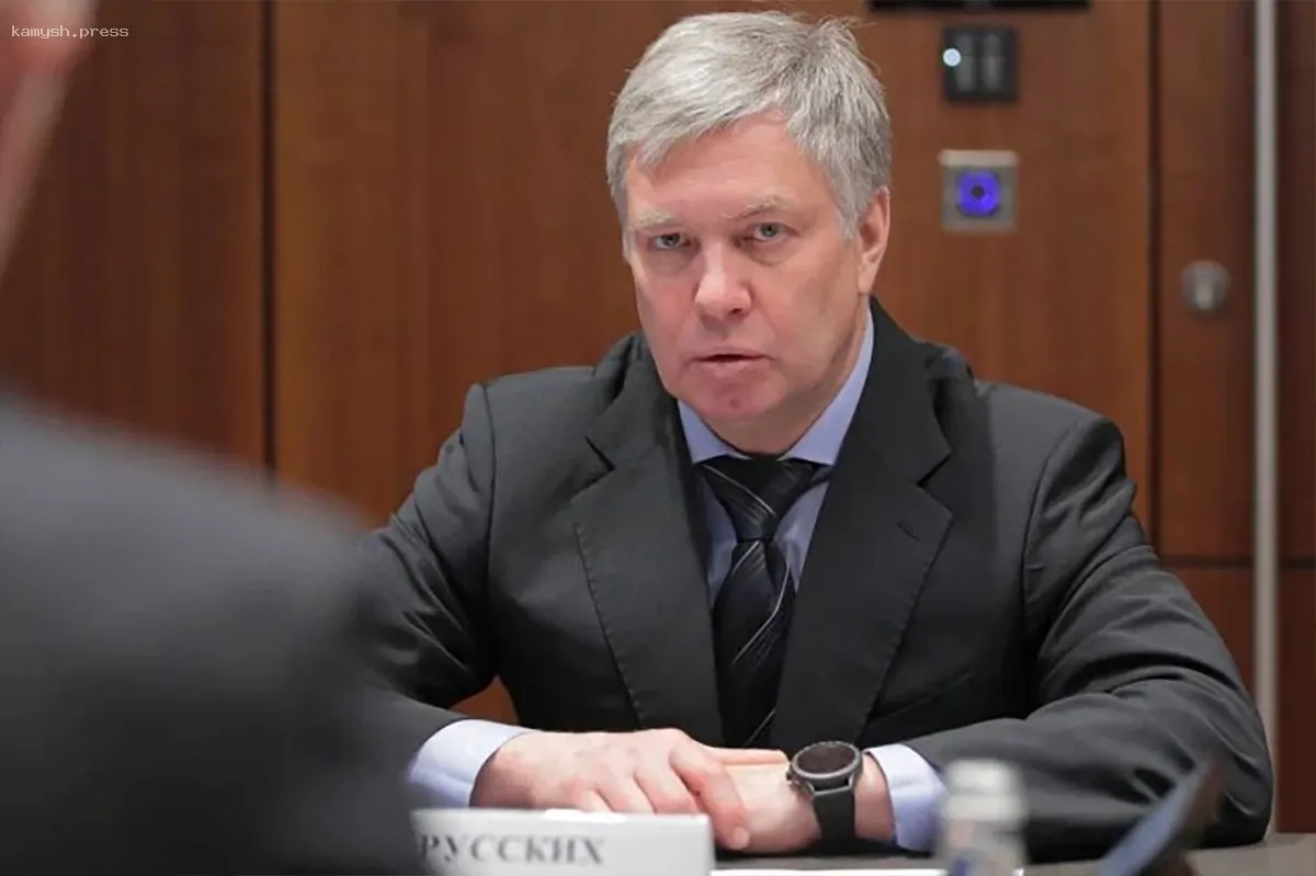 Губернатор Русских инициировал 15% ежегодный рост зарплат в регионе во всех сферах