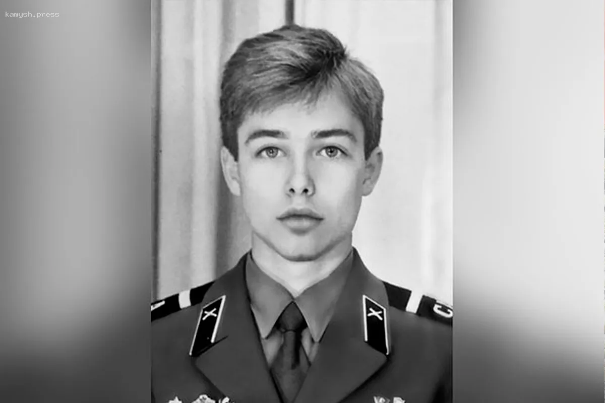 Стилист Сергей Зверев вспомнил о службе в советской армии