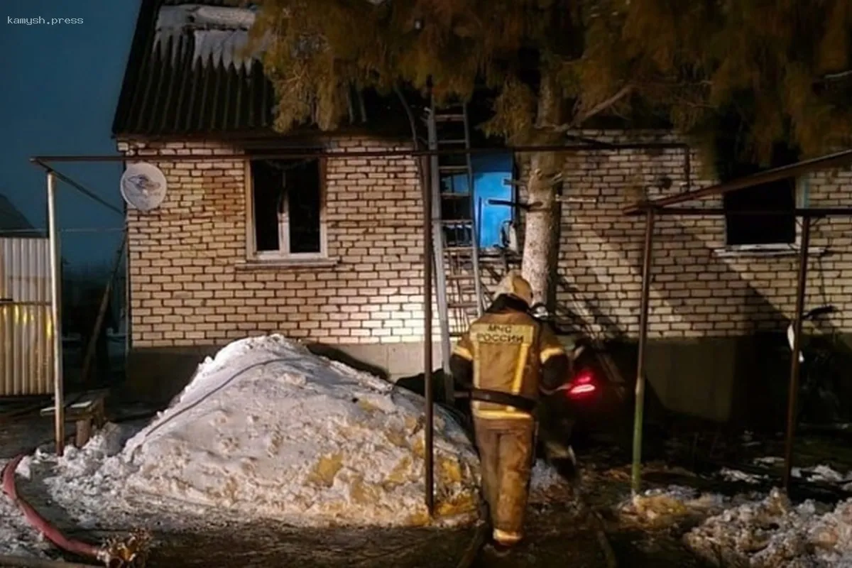 МЧС сообщает: трагедия в Саратовской области — погибла молодая мама с малышом