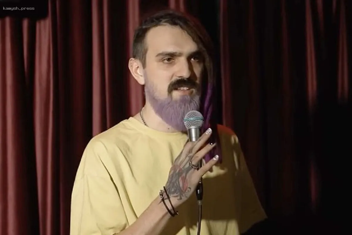 Силовые структуры вручили мясорубку арестованному комику Останину в Беларуси