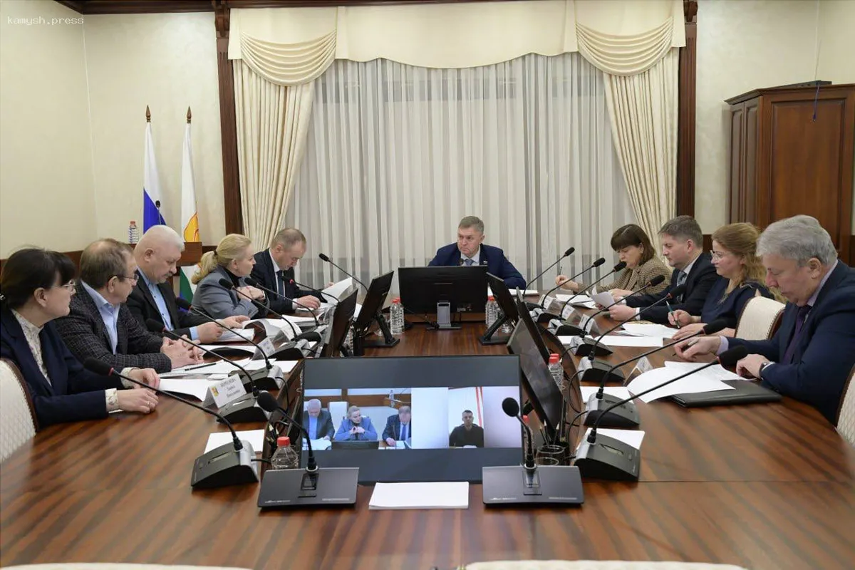 Председатель Заксобрания Кировской области Роман Береснев: Депутаты открыты для вопросов и предложений по законопроекту о поддержке кадров в АПК