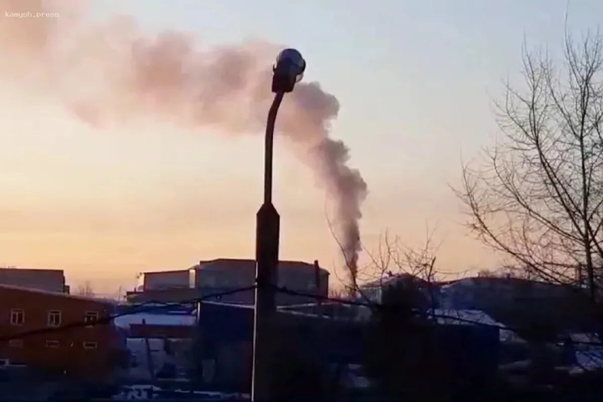 В Хабаровске завод по производству стройматериалов загрязняет атмосферу