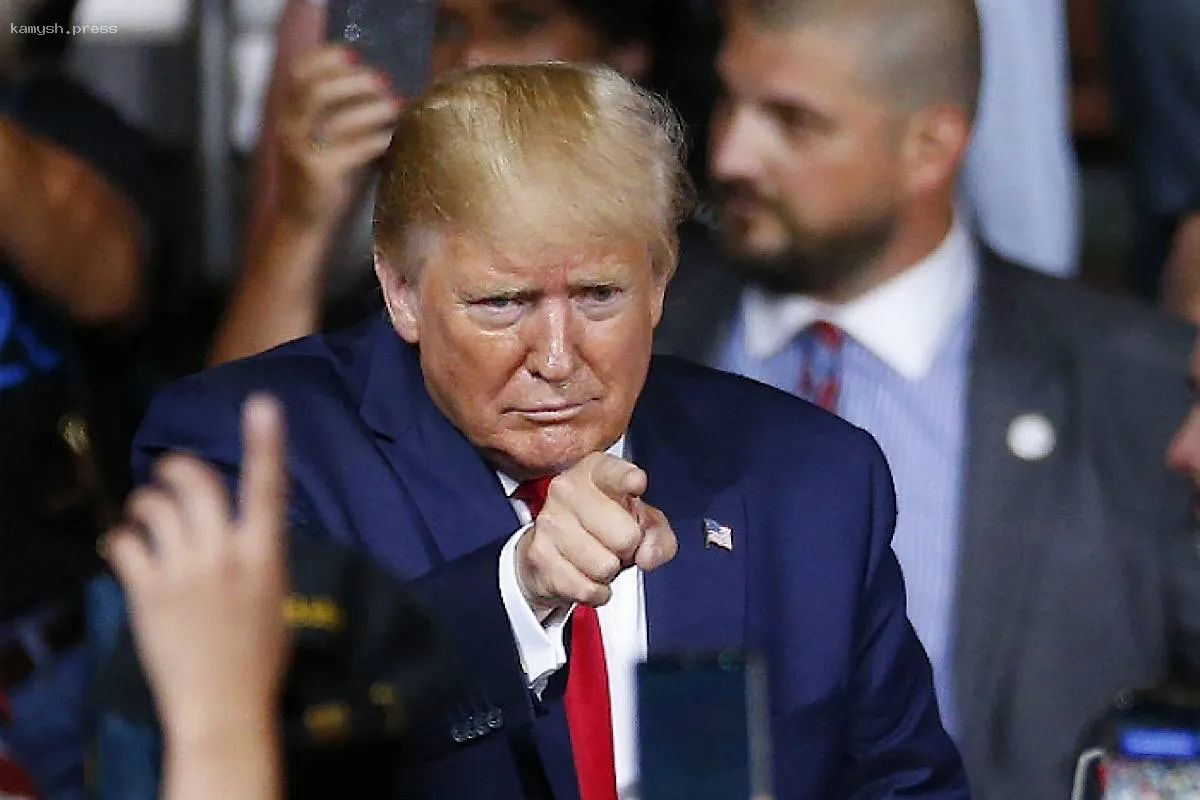 Эскалация торговых напряжений: Трамп угрожает Европе 200% пошлинами на алкоголь в ответ на тарифы на виски