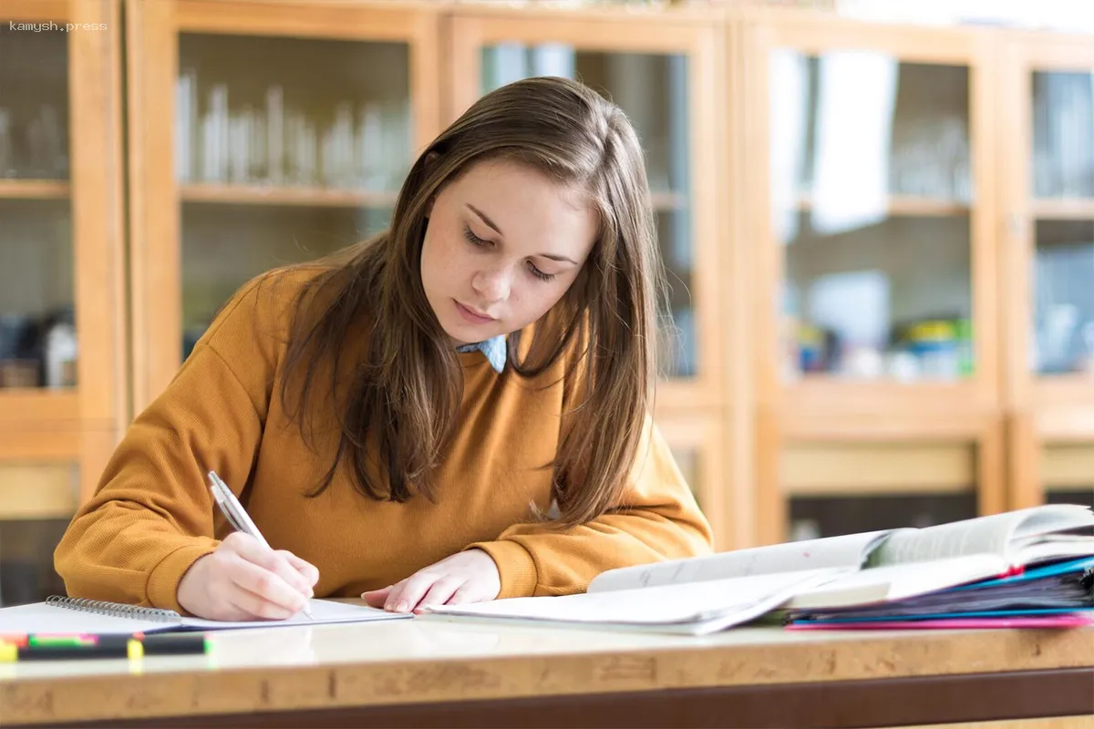 Психотерапевт Розов поделился советами для женщин, страдающих от "синдрома отличницы"