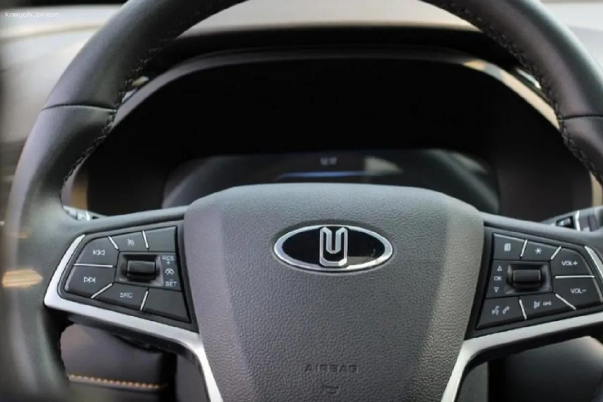 Мигранты в Новосибирске столкнулись с проблемами при обмене водительских прав