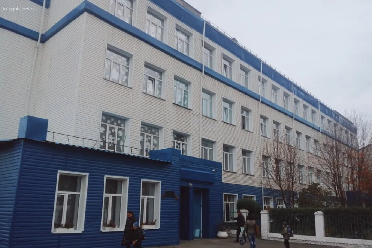 В Омске школу оштрафовали за нарушения миграционного законодательства