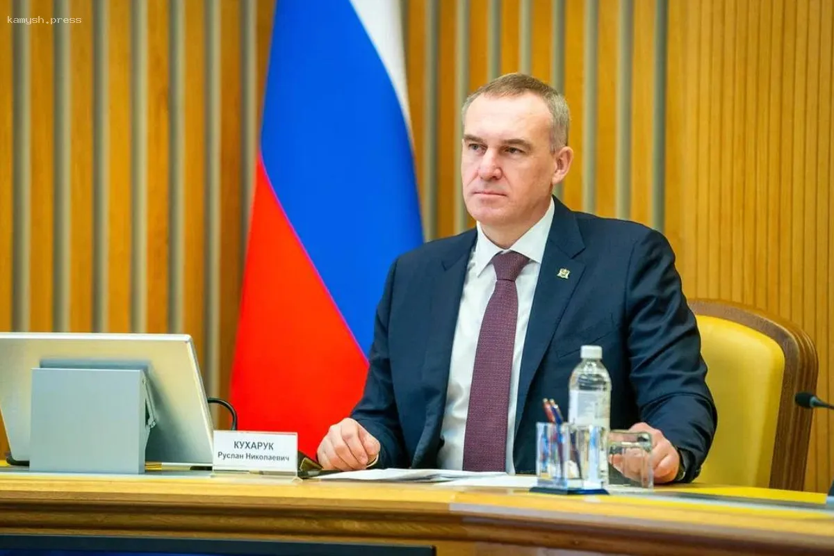 Губернатор ХМАО Руслан Кухарук отметил работников культуры в их профессиональный день