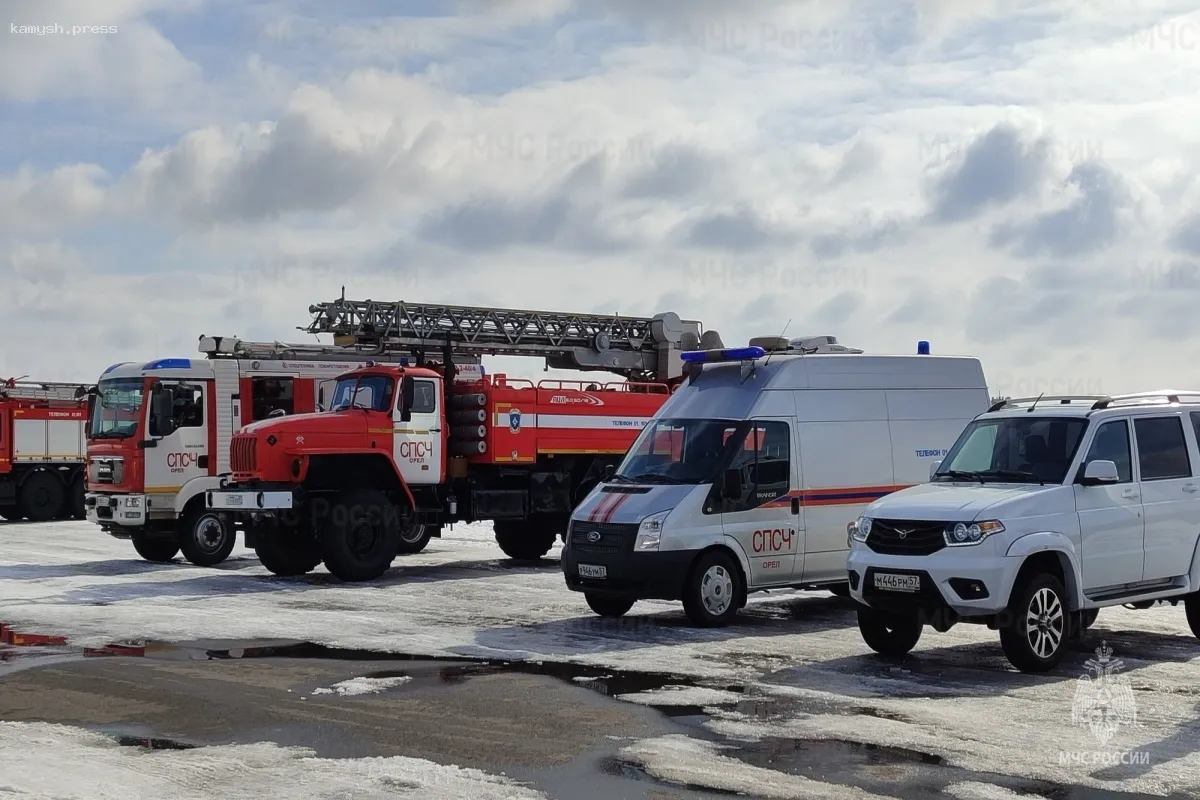 Спасательные подразделения Новосибирска провели учения по действиям в условиях чрезвычайных ситуаций