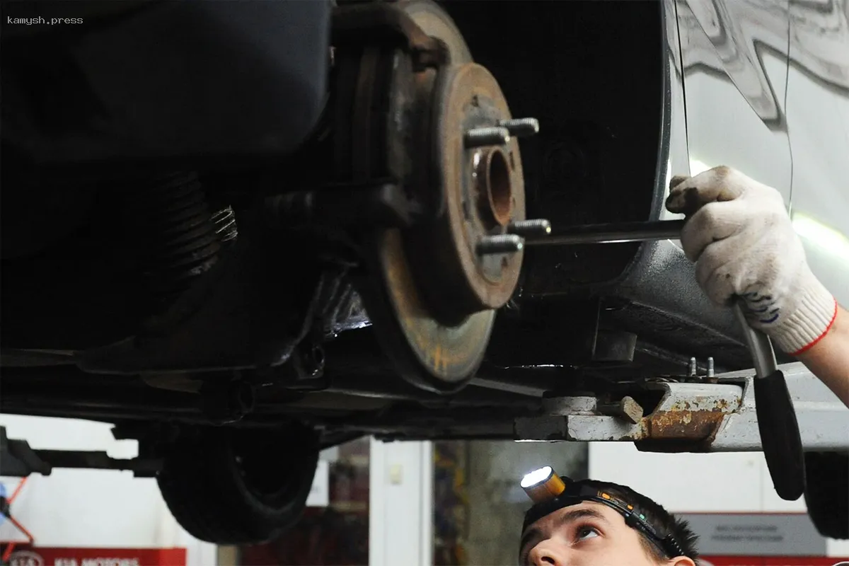 Автосервис рекомендует отказаться от услуг официальных дилеров даже для новых автомобилей