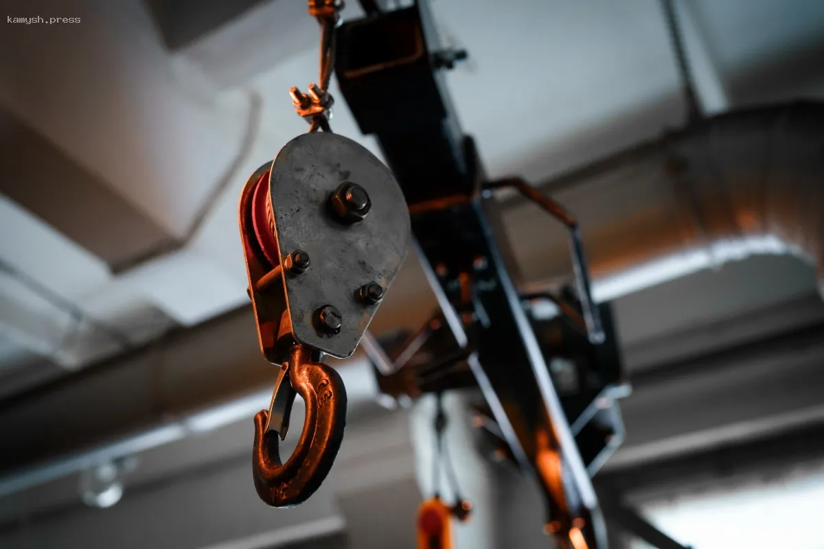 В НГТУ НЭТИ разработали компактное подъемное устройство для ограниченных пространств