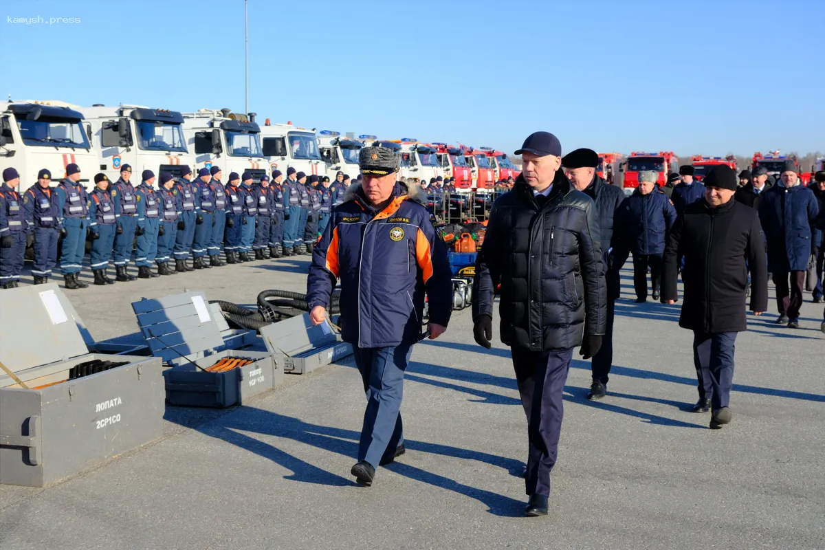 Губернатор Андрей Травников оценил подготовленность служб и ведомств Новосибирской области к пожароопасному сезону и паводковым ситуациям