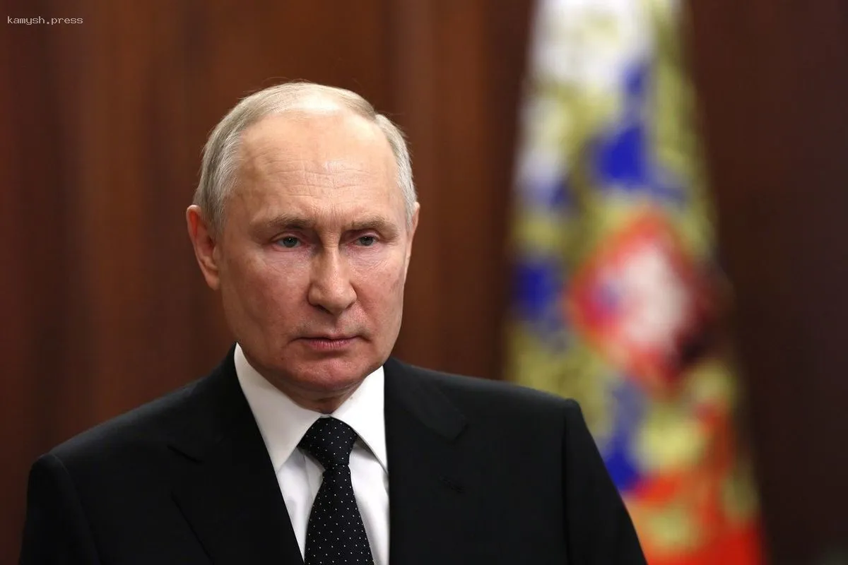 Путин проведет международный телефонный разговор во второй половине дня