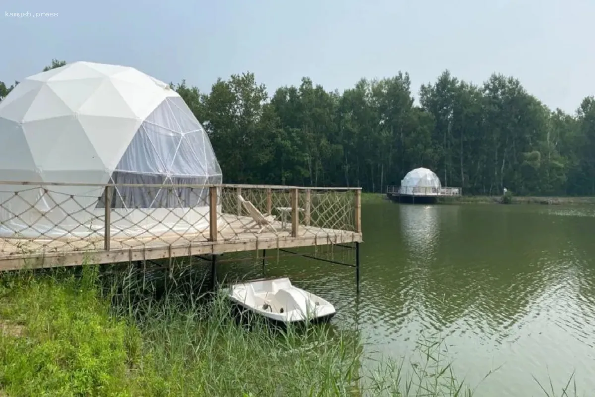 Бизнесмены Хабаровского района получат финансирование на создание модульных глэмпингов