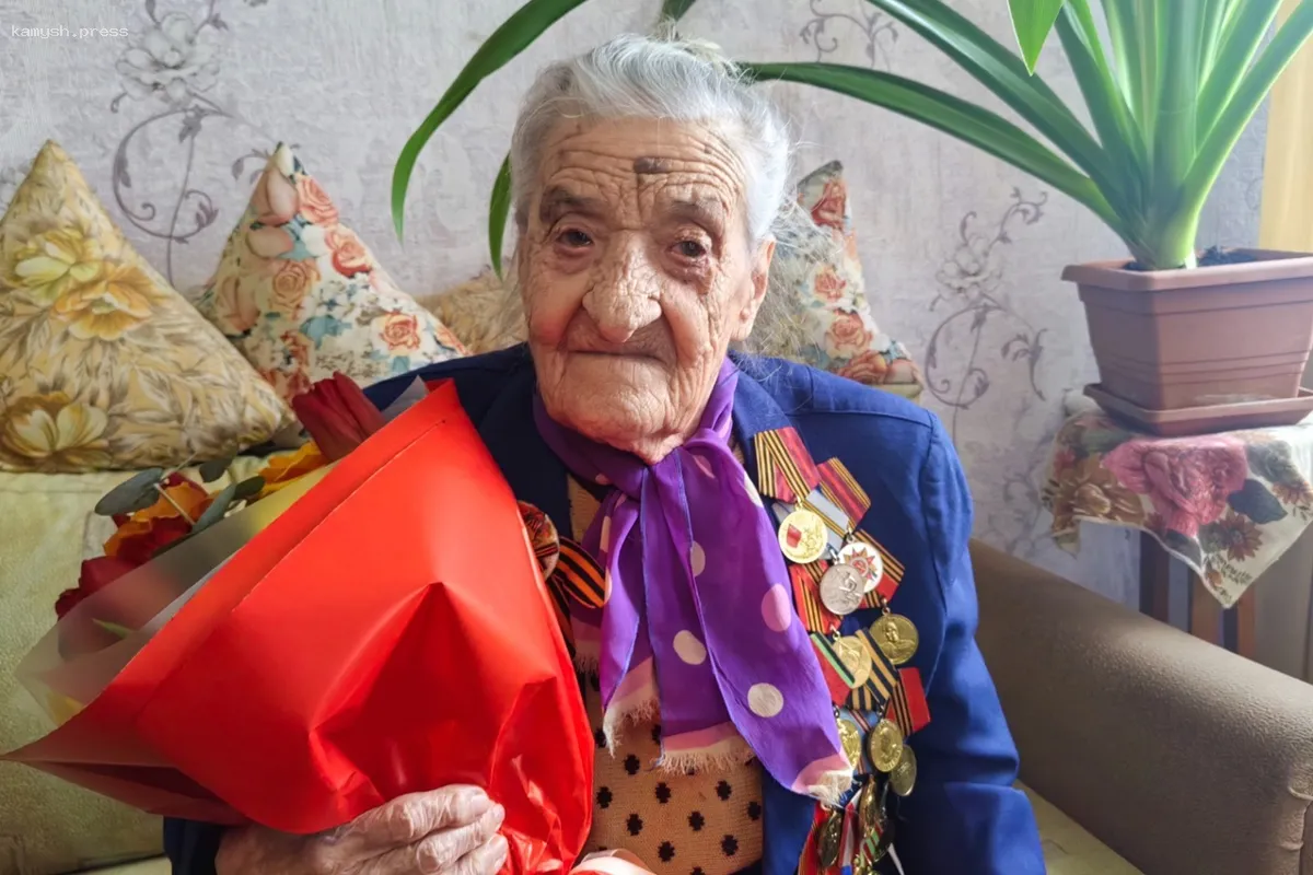 Председатель городской Думы Елена Леонова: Ветеран ВОВ Мария Павлова удостоена звания Почетного гражданина Тамбова