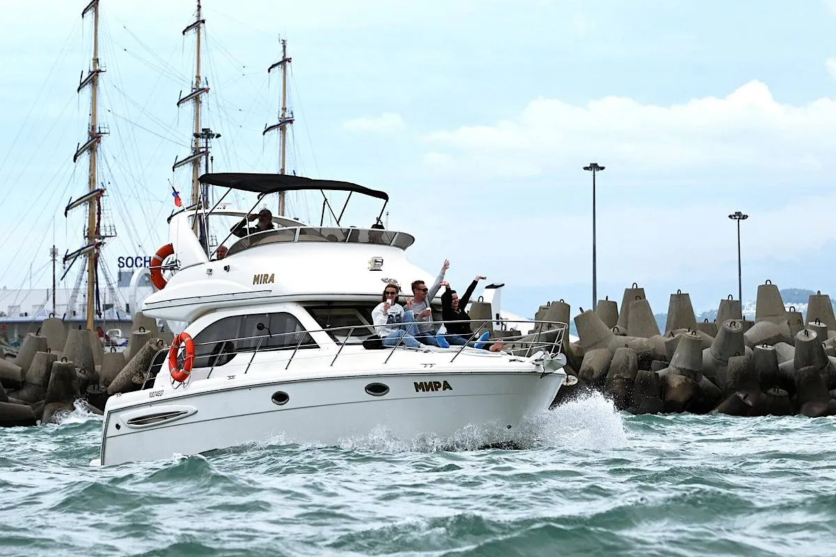 В Сочи осудили директора, похитившего деньги клиентов за парковку яхт