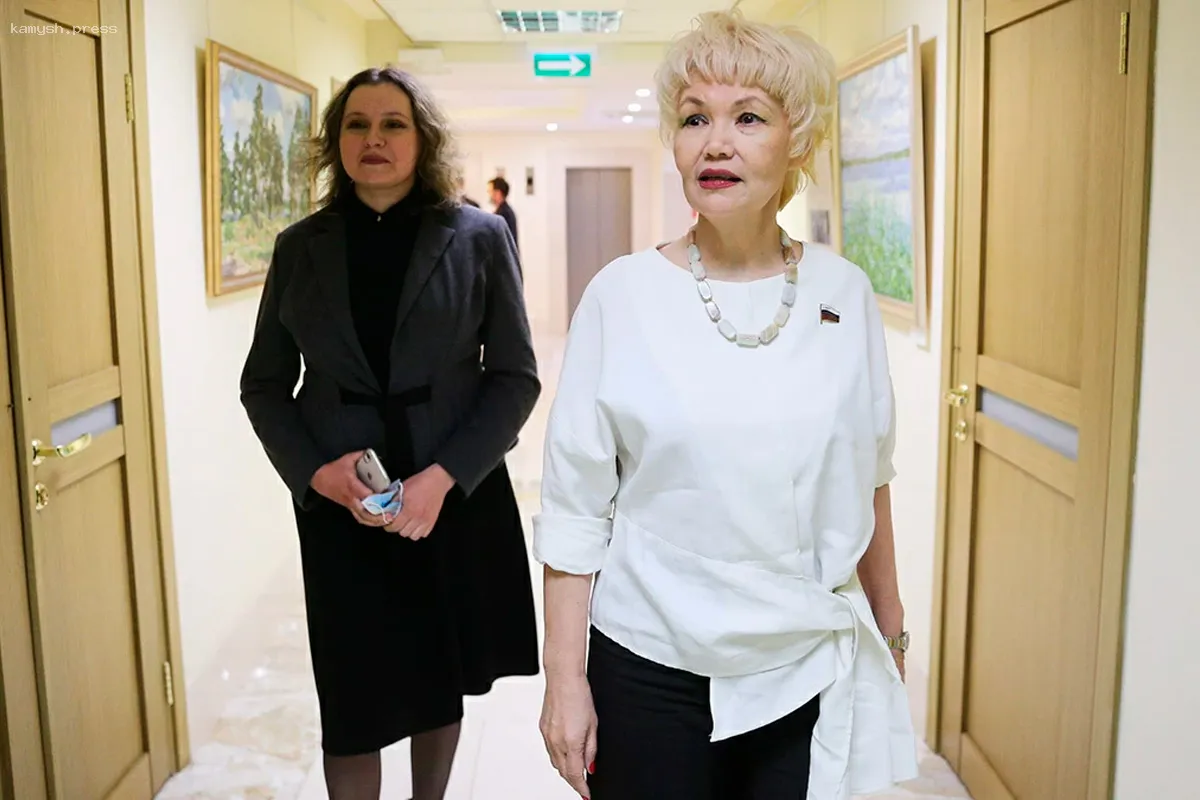 В Туве затягивается процесс назначения нового сенатора, возникла юридическая проблема