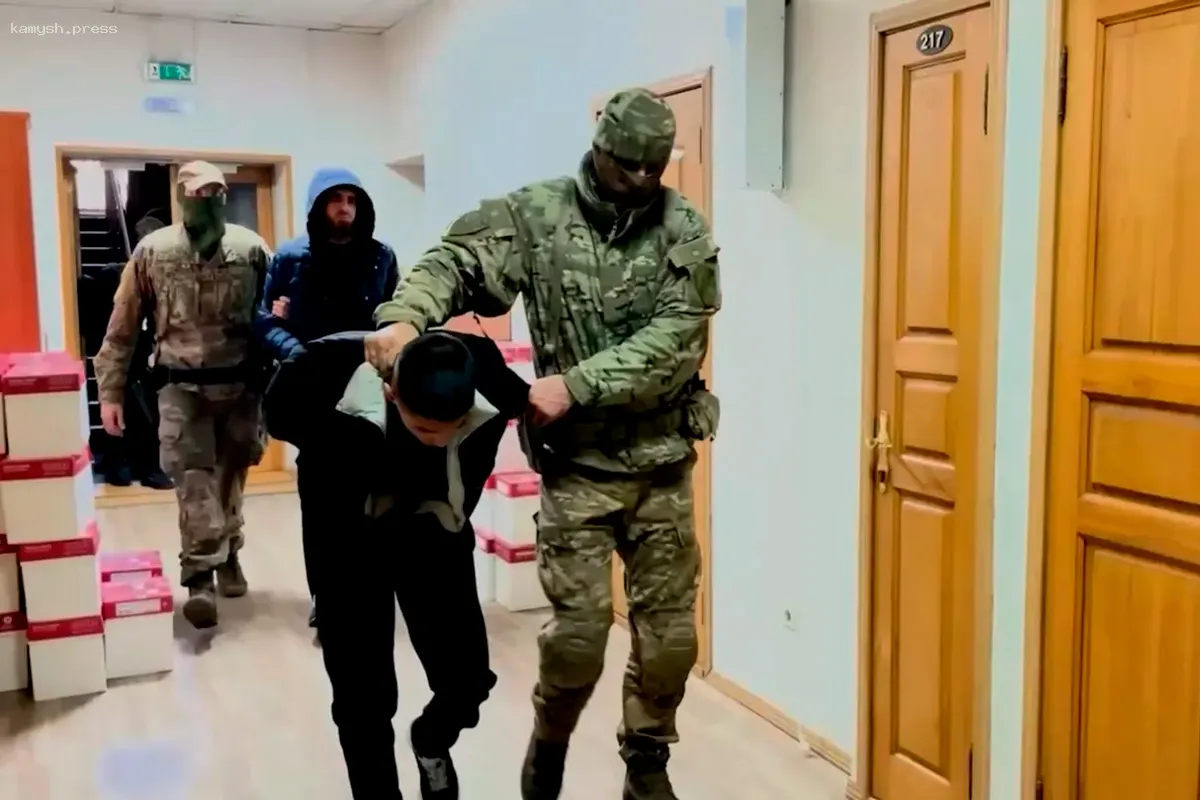 В Находке арестованы 18 членов ОПГ, требовавших свыше 2,5 млн рублей