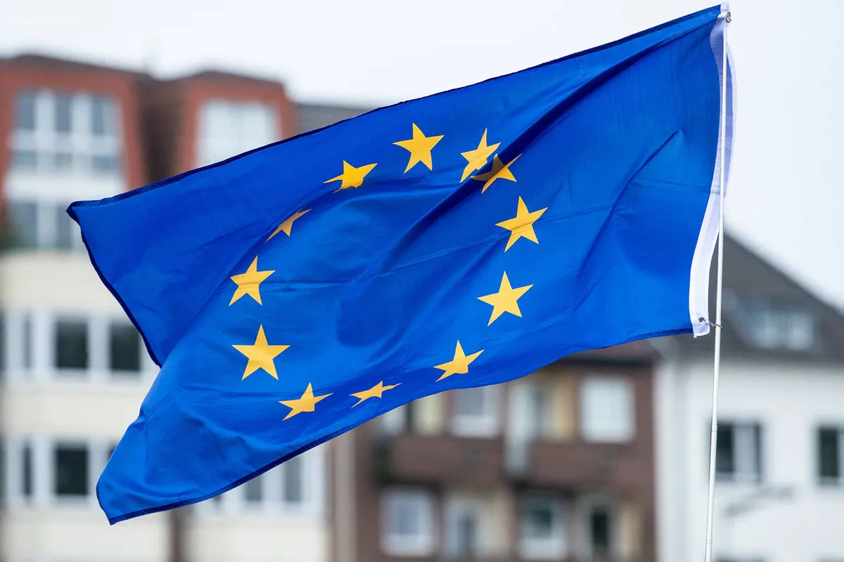 Евросоюз угрожает России введением новых экономических мер