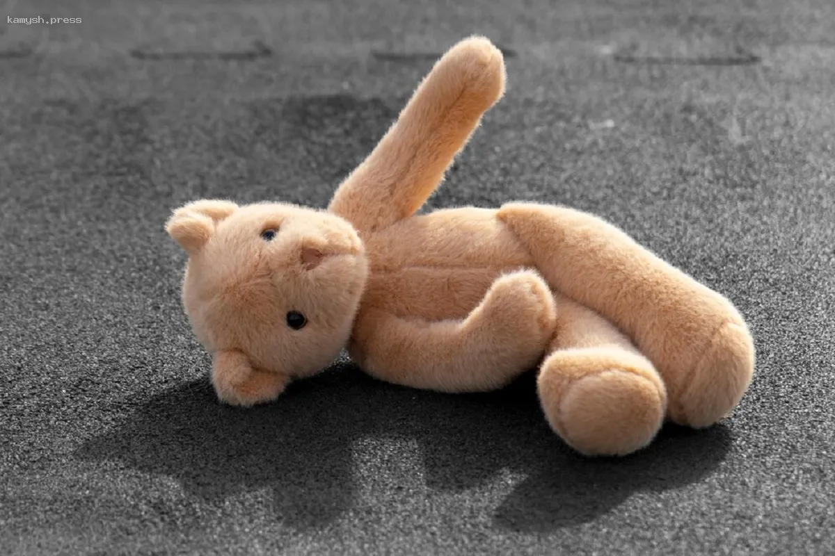 Брат обнаружил безжизненное тело сестры в шкафу - она оставила записку для мамы